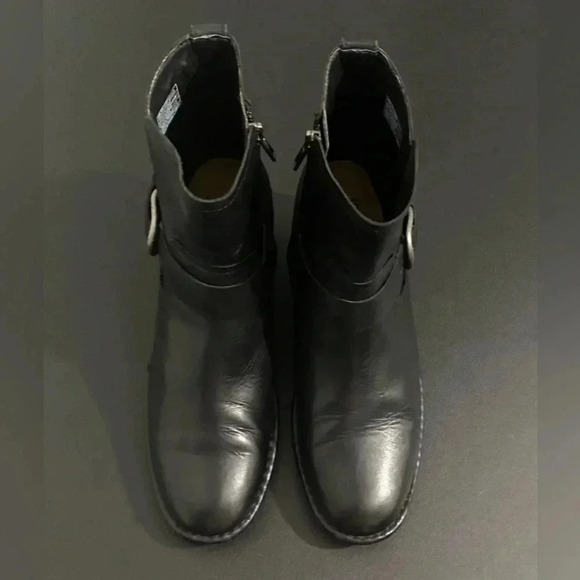 UGG Biker Moto Ankle Boots Black Leather Bikercore Combat Festival - Picture 7 of 17